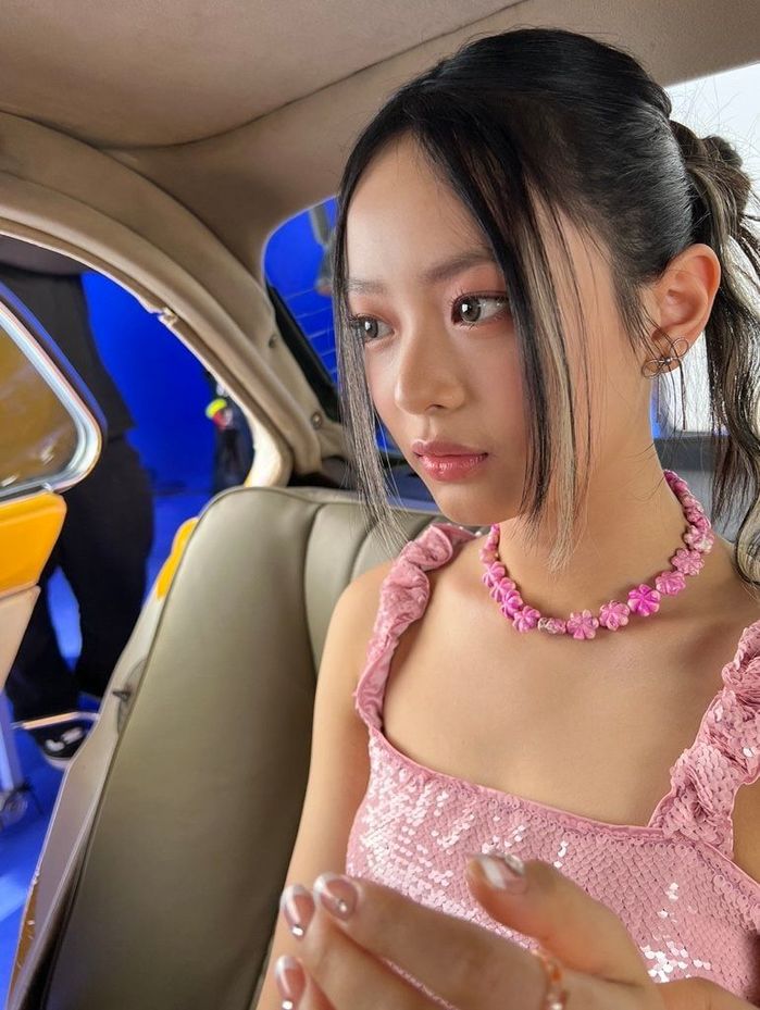 Mỹ nữ Việt 18 tuổi làm idol: Vừa debut đã xuất hiện cực chất ở sự kiện