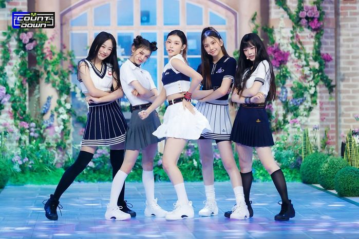 NewJeans có thể giúp HYBE thực hiện mục tiêu bớt phụ thuộc vào BTS