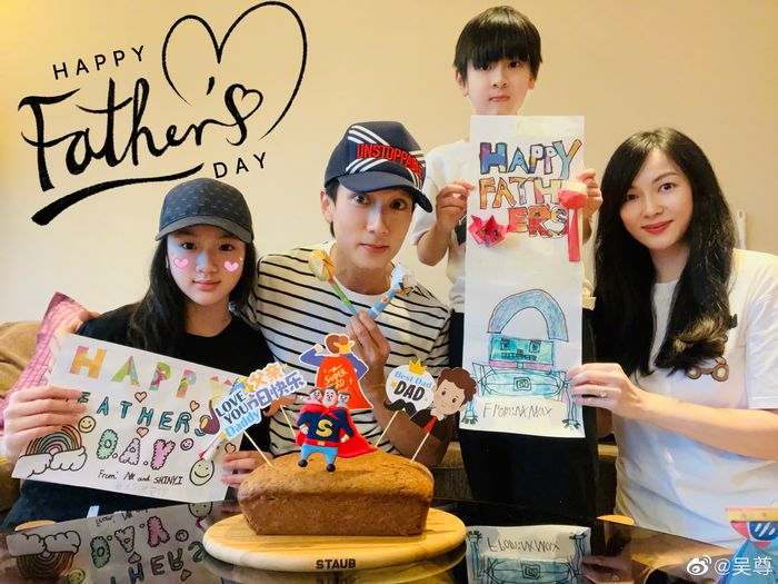 Ngô Tôn: U50 trẻ trung, viên mãn với tình đầu hơn 2 thập kỷ