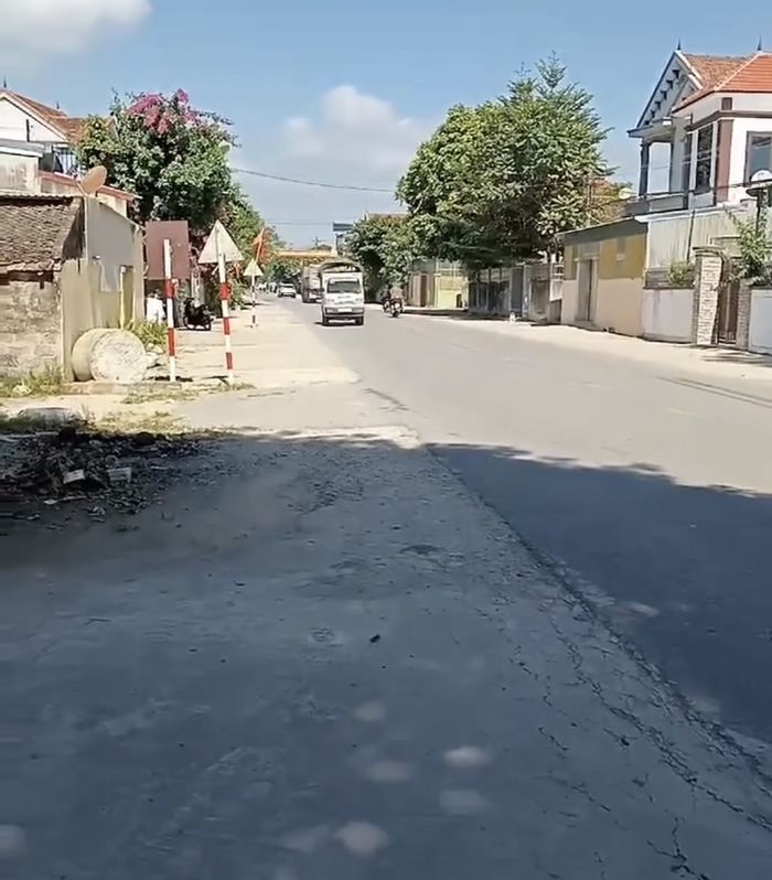 Người đàn ông khiếm khuyết bị 4 tài xế xe buýt ngó lơ được giúp đỡ