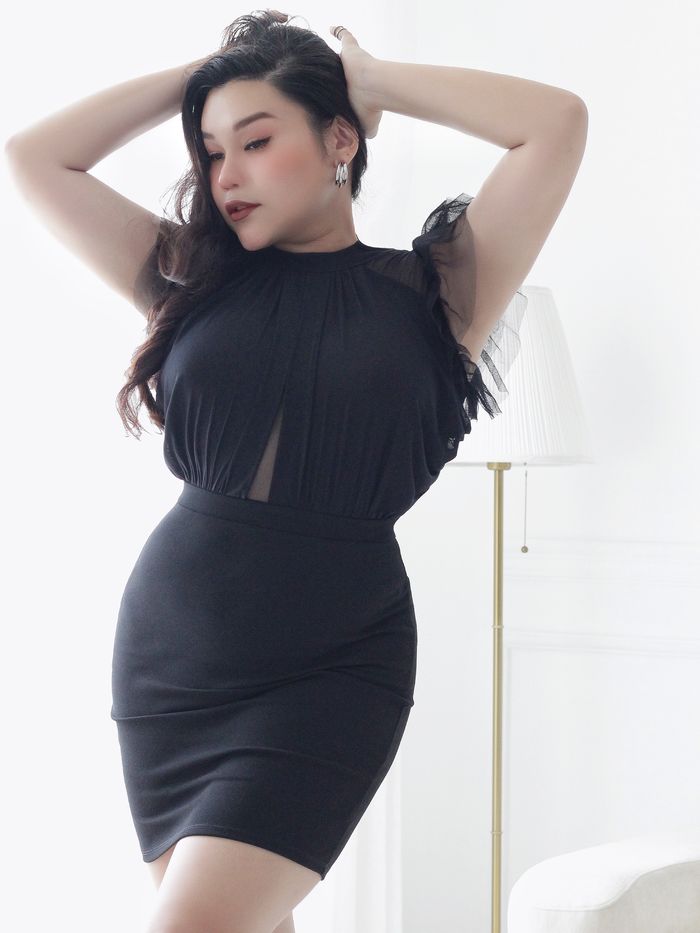 Mỹ nữ chuyển giới áp lực vì danh xưng bản sao Hồ Ngọc Hà