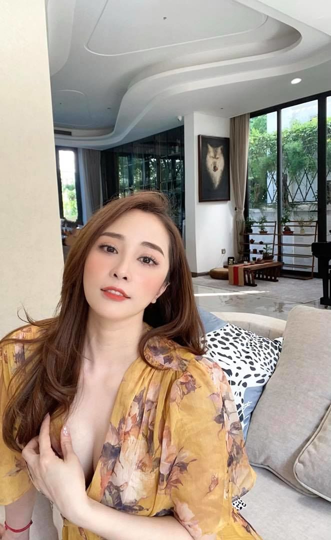 Nhà đẹp của các nữ thần VTV: Phương Oanh xây tổ ấm như khách sạn
