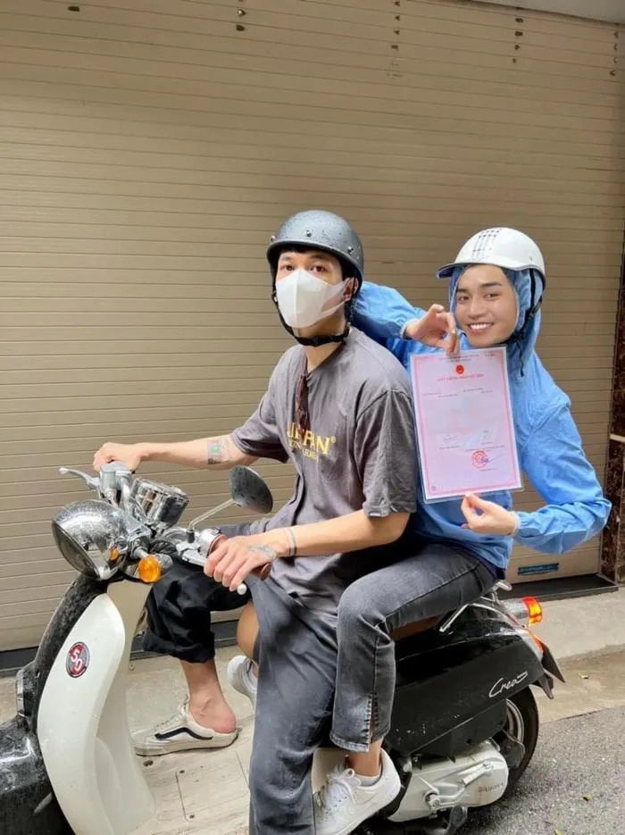 Những màn khoe hỷ sự tạo thành trend của sao Việt