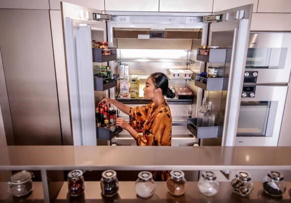 Sao Vbiz có biệt thự ở châu Âu: nhà của Dương Khắc Linh như resort