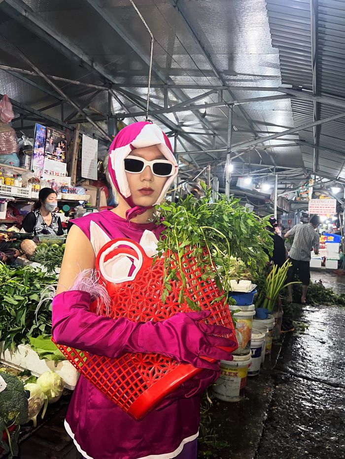 Phạm Thoại tuyển trợ lý cực nhàn sương sương chỉ 7 yêu cầu
