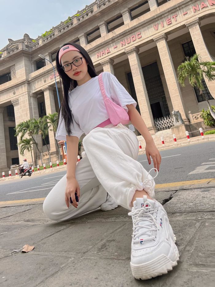 Phương Mỹ Chi sau 9 năm thi hát: Hình ảnh phủ sóng, 19 tuổi vẫn lầy