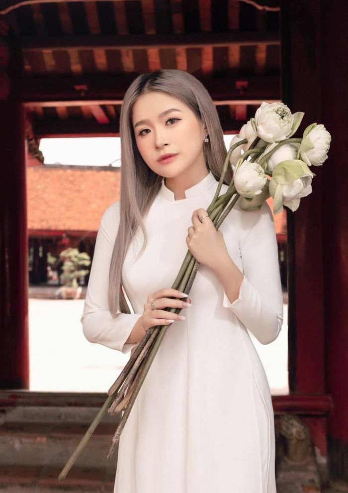 Rich kid Chao đáp trả thông minh khi bị soi mặc áo dài nhưng nhuộm tóc