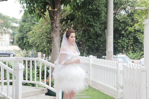 Sao Việt có ca khúc làm mưa làm gió xứ Trung: Hoàng Thùy Linh góp mặt