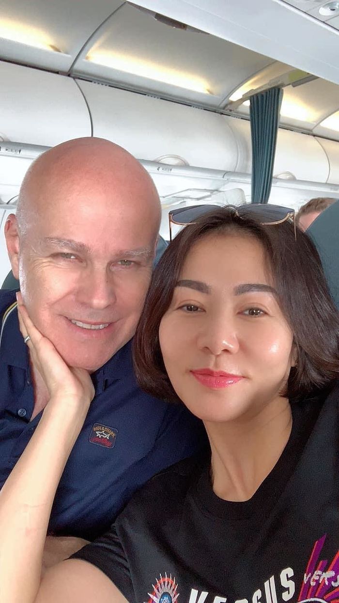 Sao Việt lấy chồng ngoại quốc: Đoan Trang sống sang chảnh ở trời Âu