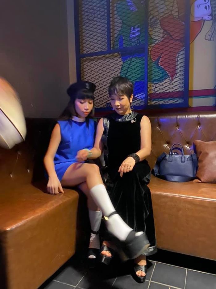 Sao Việt nỗ lực vượt cái bóng của bố mẹ: Con gái Lê Giang chật vật