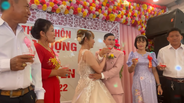 Cặp đôi hoán đổi giới tính ở Sài Gòn: Chồng đang thả để có em bé