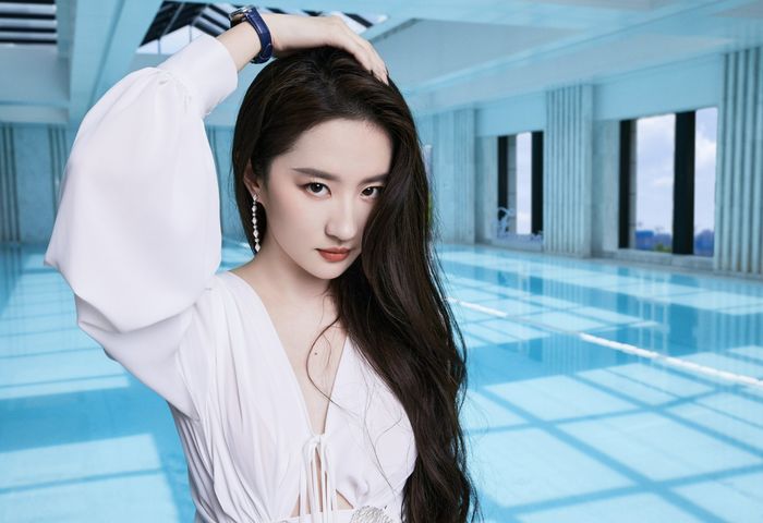 Thần tiên tỷ tỷ đời thực là Diệc Phi: Đi sự kiện mà visual y tiên nữ