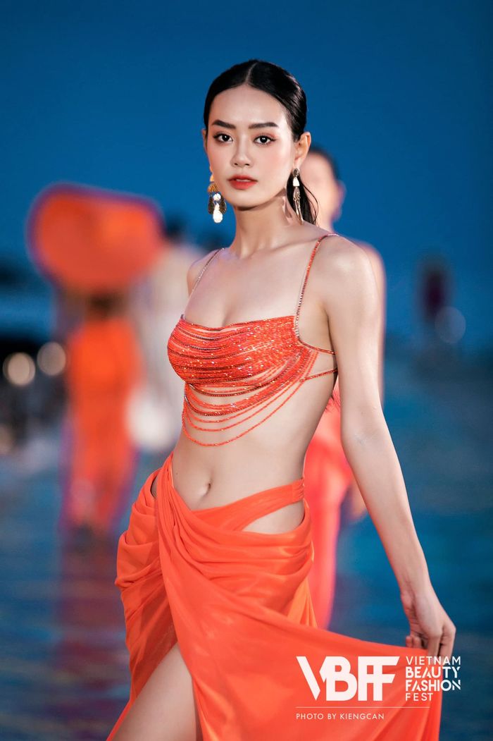 Thành tích đáng nể của cô gái trượt giải Hoa hậu Thế giới Việt Nam
