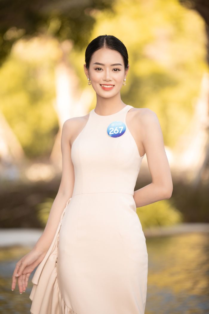 Thành tích đáng nể của cô gái trượt giải Hoa hậu Thế giới Việt Nam