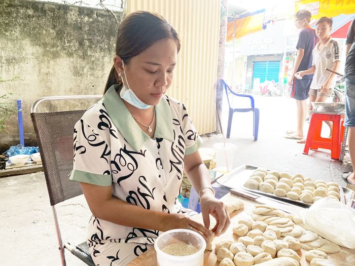 Tiệm bánh bao chiên bán hơn 2.500 cái/ngày ở Sài Gòn: Đã 30 năm tuổi