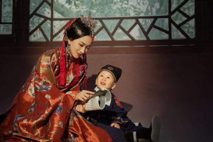 Trót mang thai, mẹ trẻ 10x thành nàng dâu xứ Trung