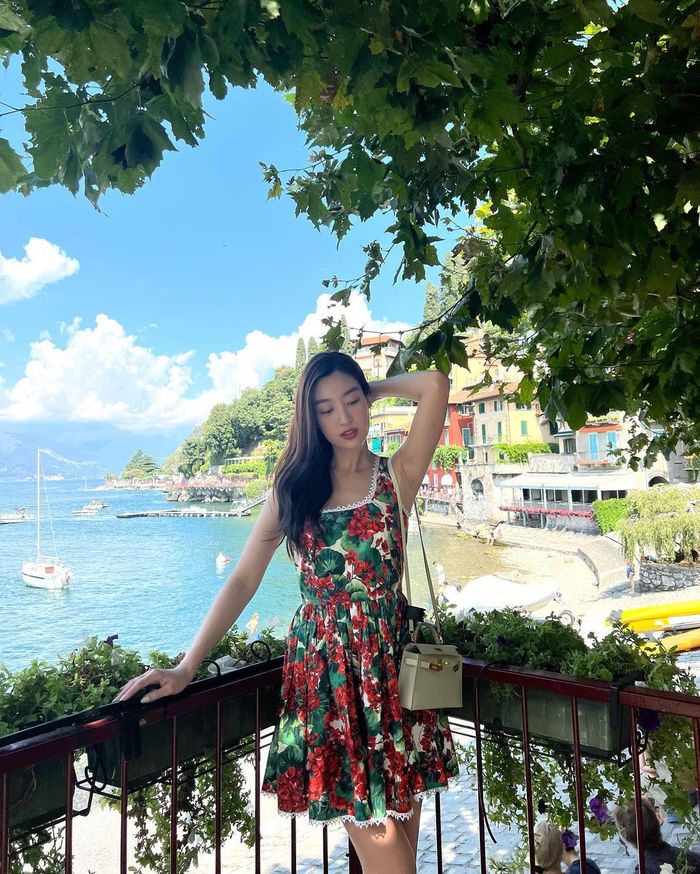 Trước thềm hôn lễ thế kỷ: Đỗ Mỹ Linh du lịch Ý cùng con trai bầu Hiển