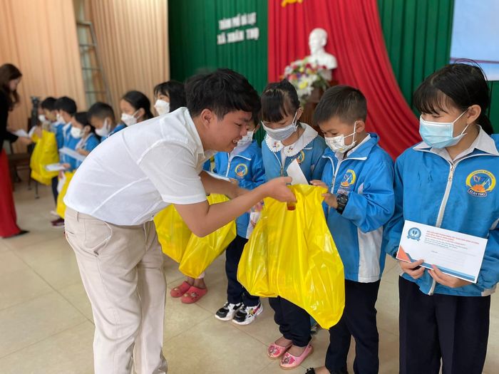 Từ cậu bé mồ côi, từng hôn mê 25 ngày và hành trình mua nhà ở tuổi 26