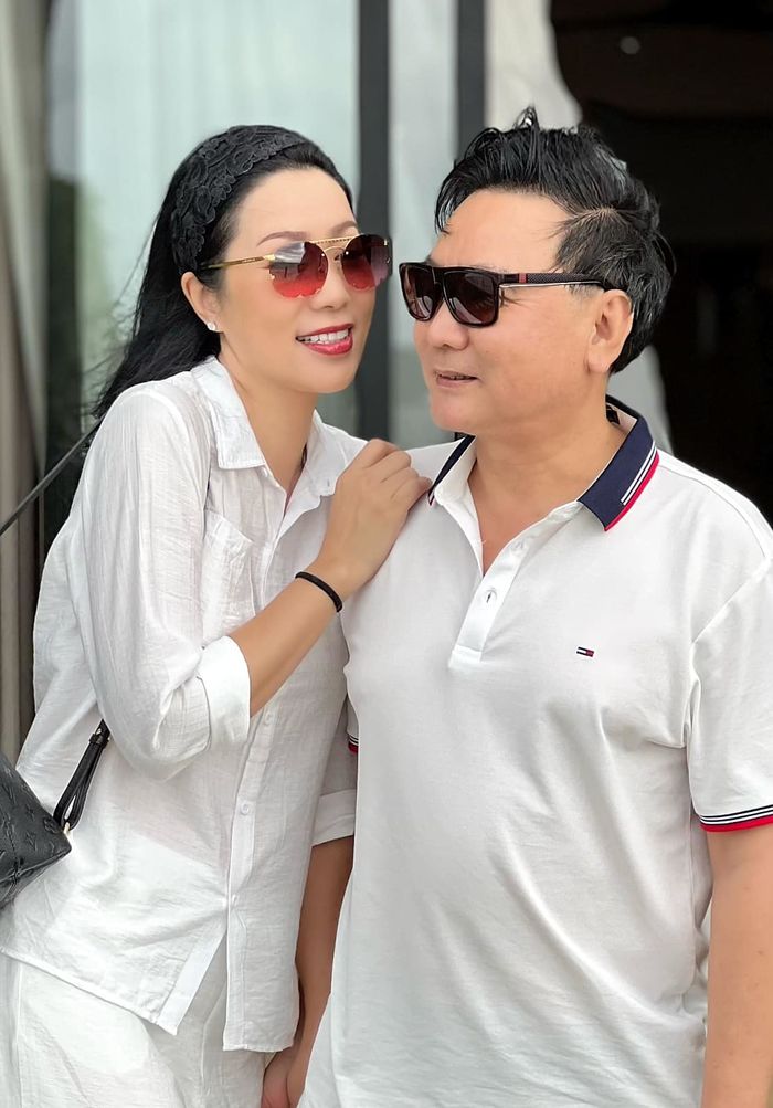 Tuổi 51 của Á hậu Trịnh Kim Chi: Chồng cưng chiều, tặng toàn quà khủng