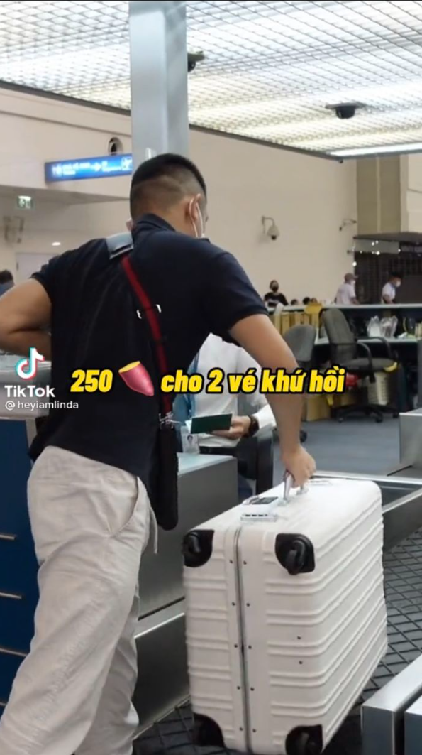 Chịu chơi như Linda Ngô, chi 250 triệu chỉ để mua vé máy bay