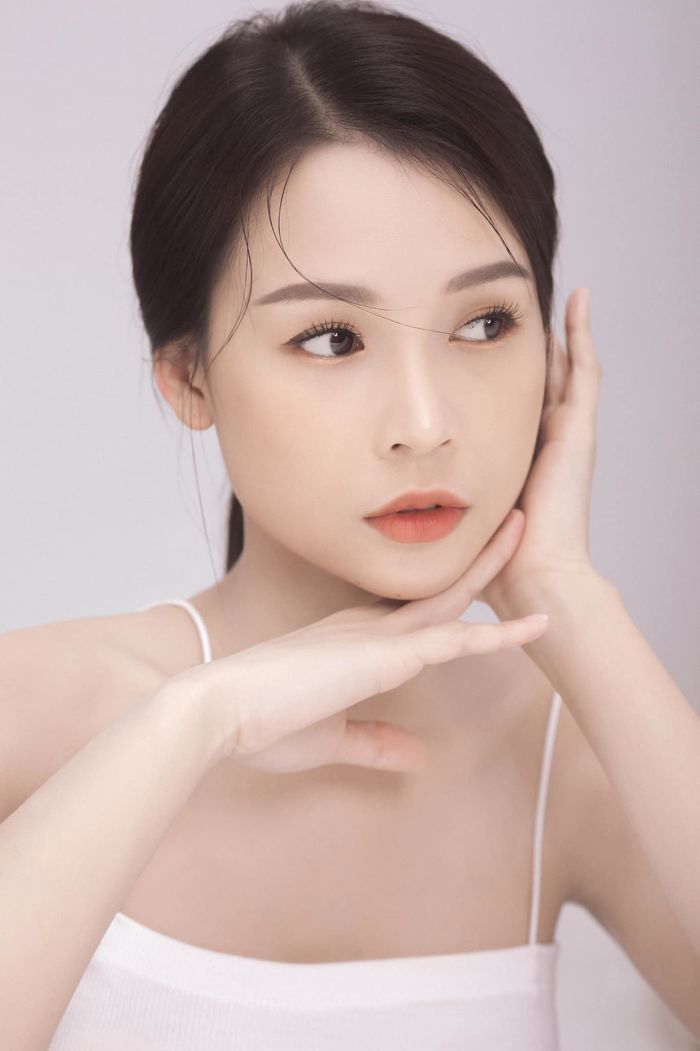 Bí quyết giữ nhan sắc như gái 18 của hot girl có 50 tỷ - Sam