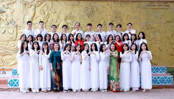 2 lớp học miền núi đạt 100% đỗ nguyện vọng 1 vào đại học top đầu