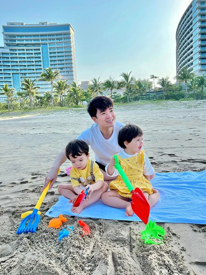 Cuộc sống ngậm thìa vàng của cháu nội bầu Hiển: Dát toàn đồ hiệu