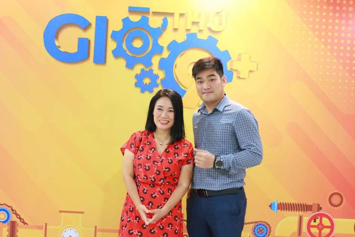 Dàn MC của chương trình Ở Nhà Chủ Nhật sau 15 năm giờ ra sao?