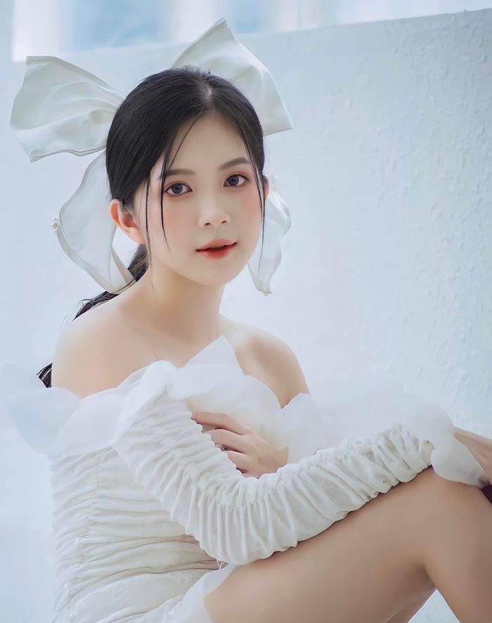 Soi học vấn của dàn diễn viên chính trong phim Gara Hạnh Phúc