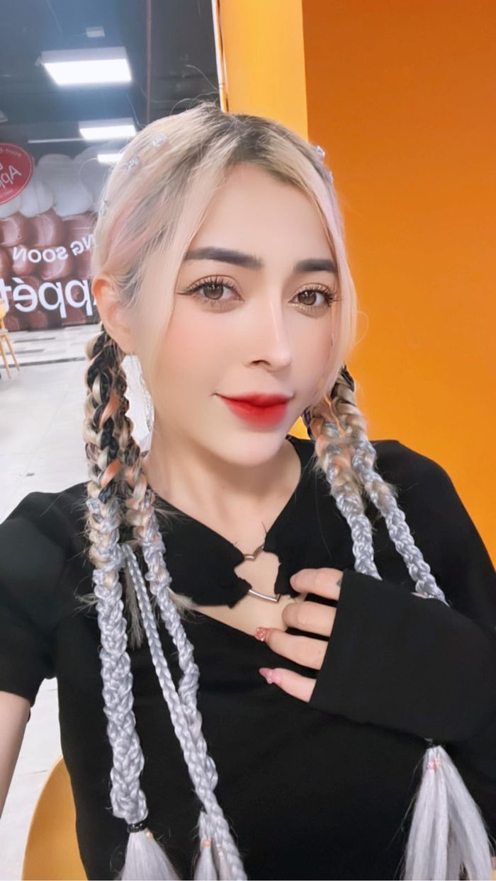 Top 5 hot girl có lượt theo dõi khủng nhất TikTok Việt Nam