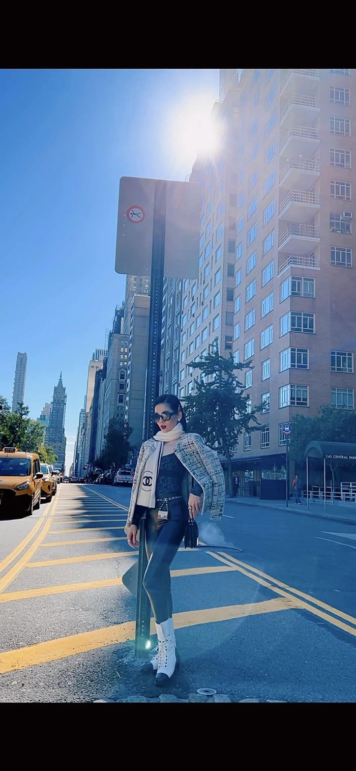 Ảnh hot sao Việt 30/9: Dahan Phương Oanh oanh tạc Paris Fashion Week