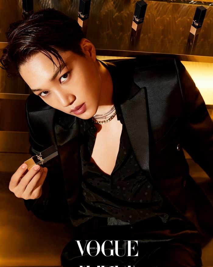 Ảnh thẻ của idol nam: Mino được trường kéo sáng, Jungkook đẹp xỉu