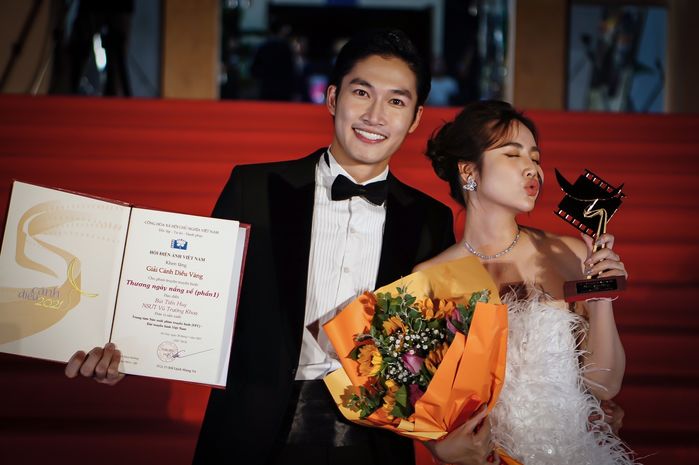 Cặp đôi VTV Hương Giang - Đình Tú hậu tan vỡ: Đàng gái gây chú ý
