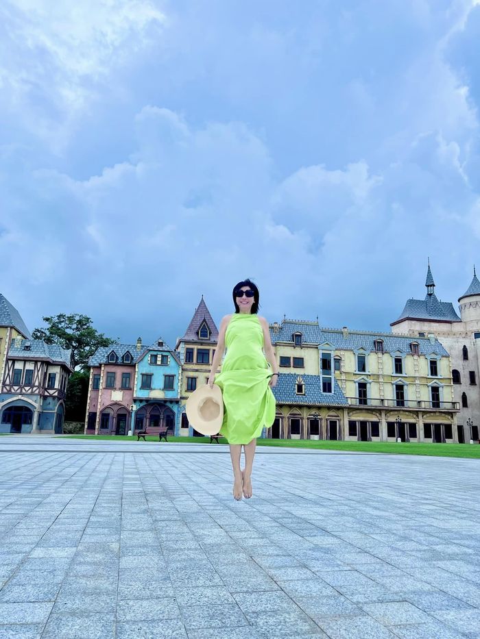 Cát Phượng lên hương ngùn ngụt hậu chia tay: Chỉ tô chút son cũng đẹp