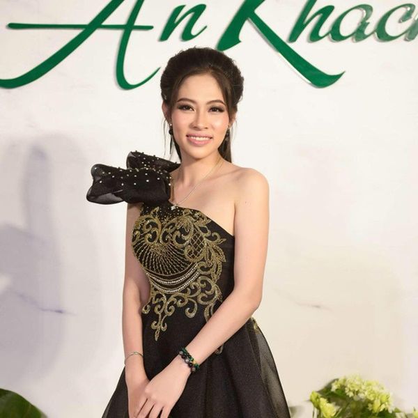 Chị gái Đặng Thu Thảo liên tục tố qua tố lại với Hoa hậu Thùy Tiên