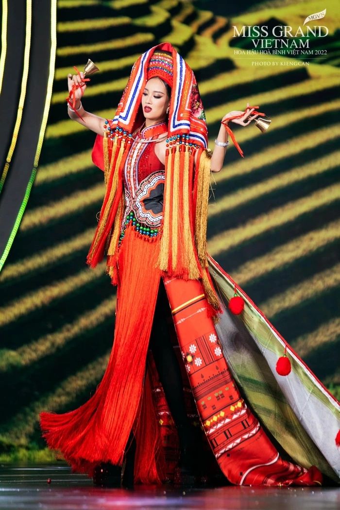 Lộ diện trang phục dân tộc của Bảo Ngọc tại Miss Intercontinental 2022