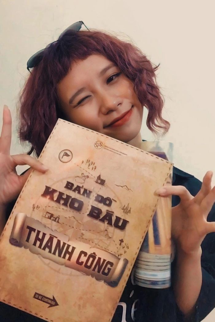 Giấy báo trúng tuyển Đại học kiểu kho báu: Mấy bé 2k4 sướng quá trời