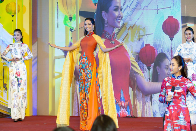 Hoa hậu Việt sải bước ở quốc tế nhiều nhất gọi tên H'Hen Niê