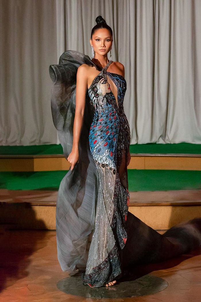 Hoa hậu Việt sải bước ở quốc tế nhiều nhất gọi tên H'Hen Niê