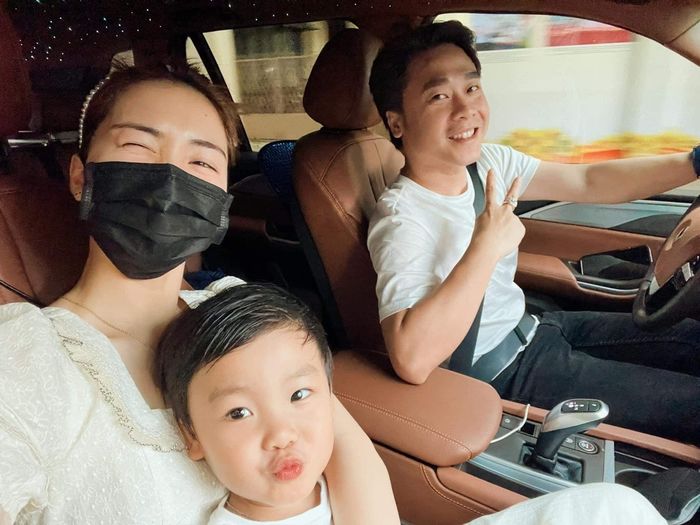 Hòa Minzy lên tiếng về tin đồn tái hợp bố của con trai