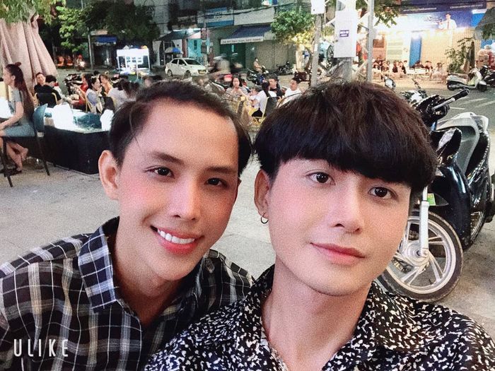 Hôn lễ ấm cúng của cặp đôi LGBT nam được gia đình 2 bên ủng hộ