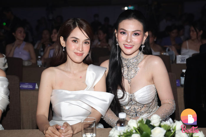 Hương Giang bỏ về giữa sự kiện của Ngọc Trinh: Hẳn lịch trình bận rộn