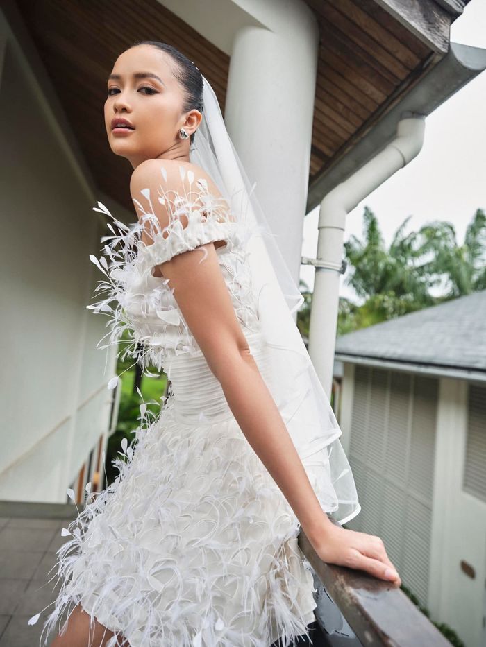 Khi các nàng hậu Việt diện váy cưới: Top 3 Miss World Vietnam lộng lẫy