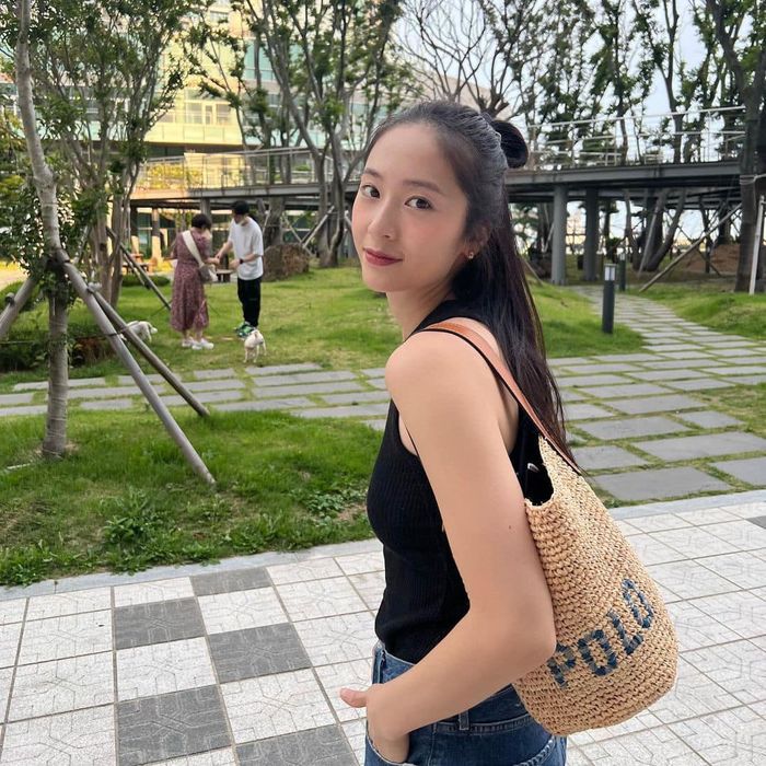 Krystal lọt vào mắt xanh của SM khi 7 tuổi: Visual nữ thần từ bé