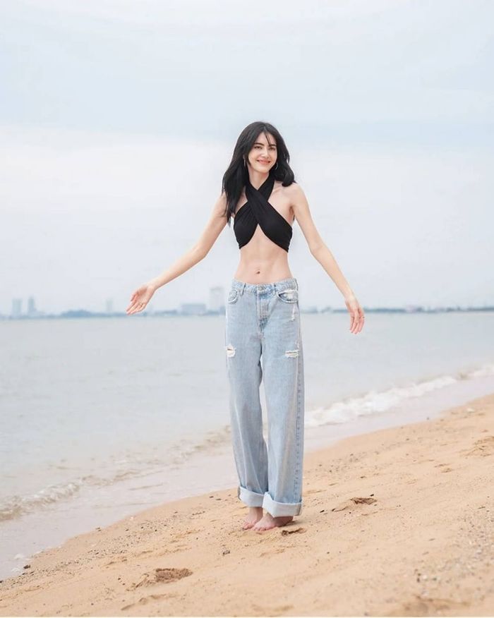 Mỹ nhân Tbiz khoe eo thon nhìn là mê: Nàng ma nữ đẹp đến vô thực