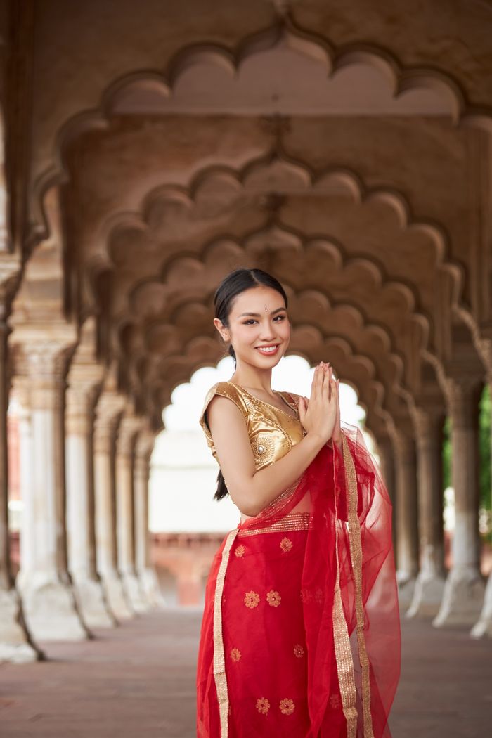 Mỹ nhân Việt diện đồ Ấn Độ: Thùy Tiên - Thủy Tiên một chín một mười