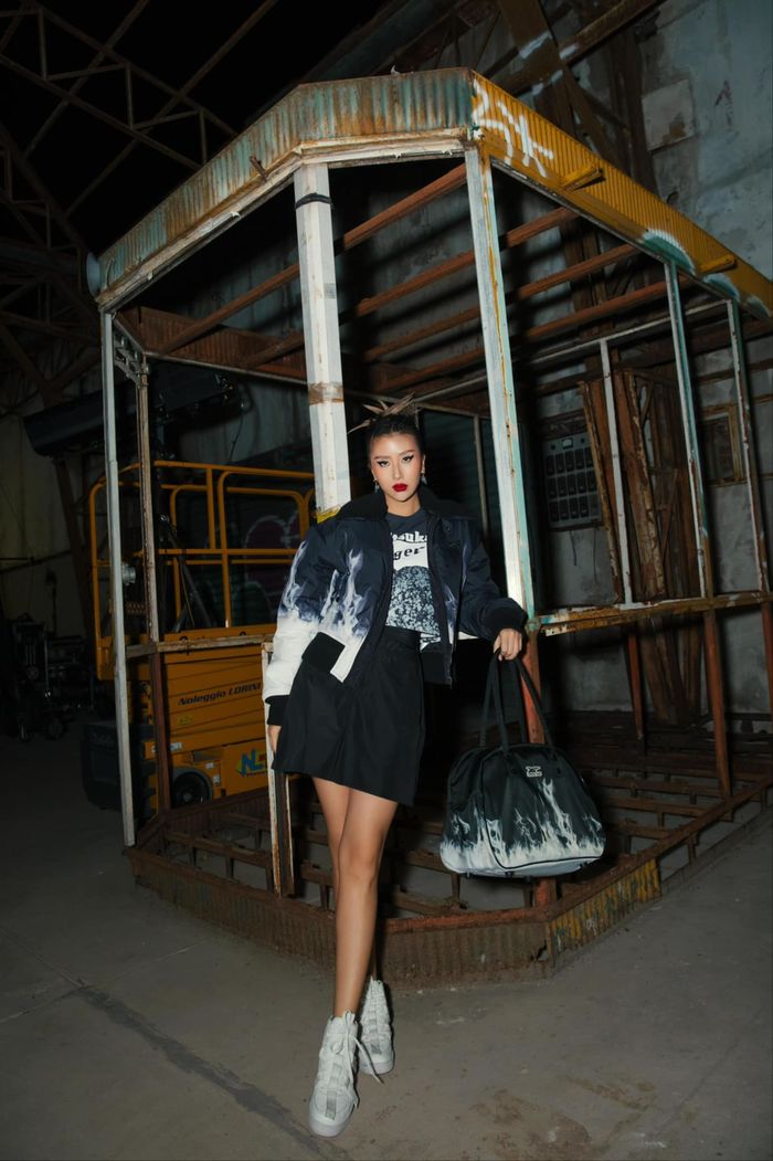 Mỹ nhân Việt tại Milan Fashion Week 2022, Quỳnh Anh Shyn tỏa sáng