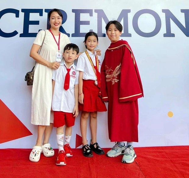 Gia đình đông con của Vbiz: Ốc Thanh Vân cho con học trường quốc tế