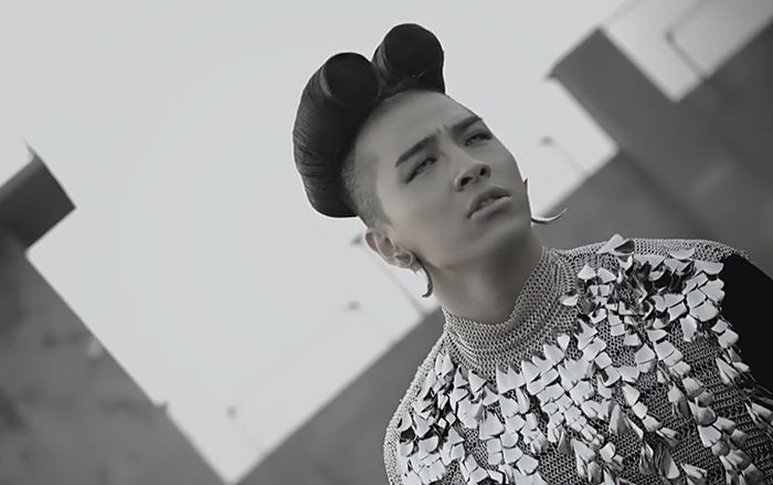 Những kiểu tóc chỉ muốn quên đi của idol Kpop: Taeyang tóc sushi lạ kỳ