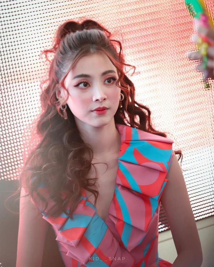 Những lần Baifern như biến thành người khác vì lớp make up lạ